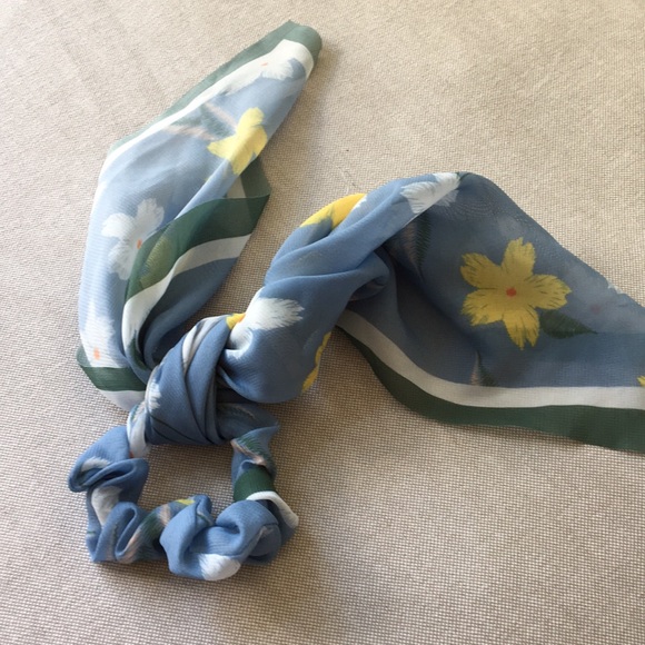 Anthropologie Accessories - Anthropologie Ponytail Scarf